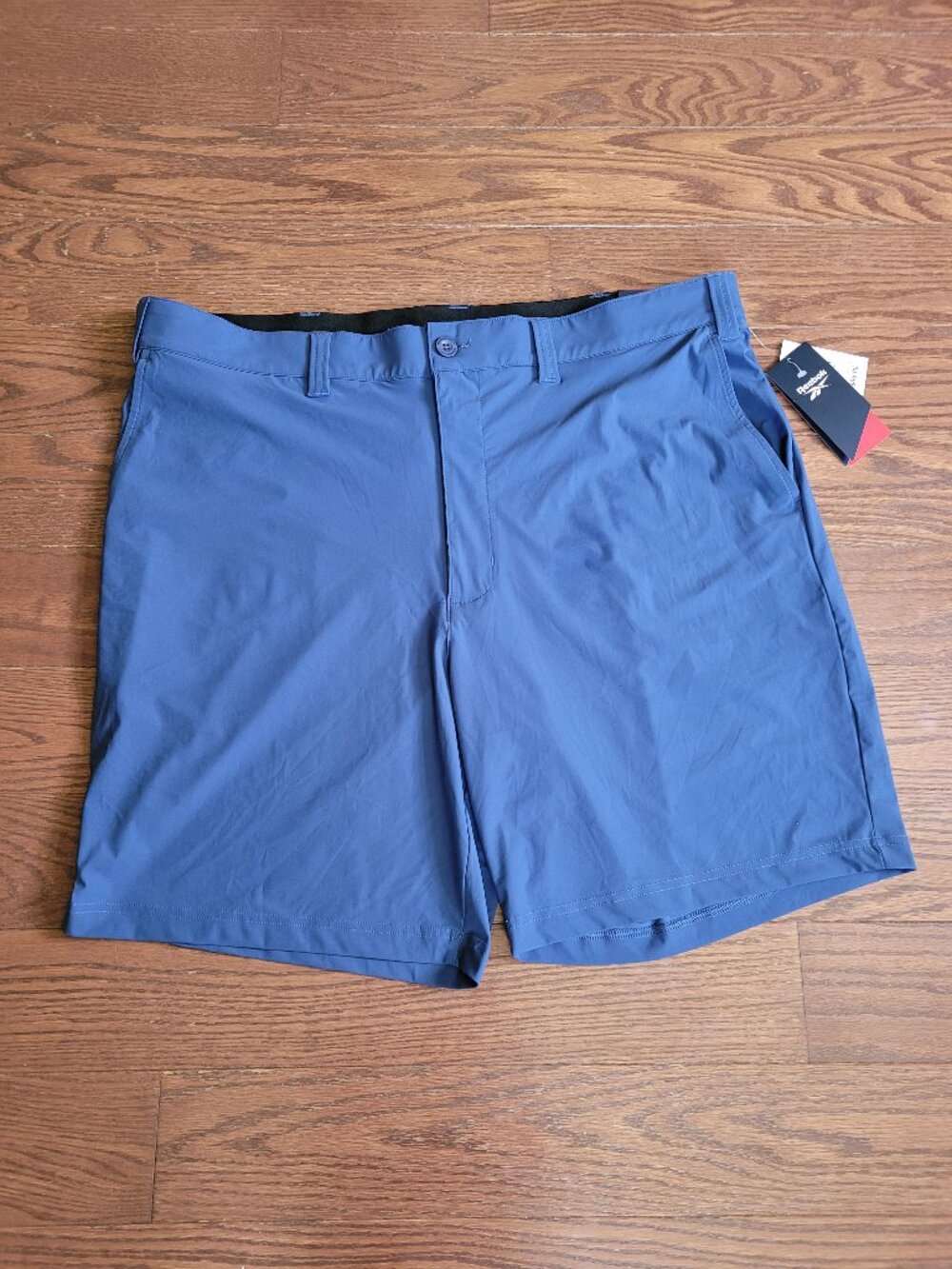 NWT Reebok Speedwick Golf Men’s Blue 8 " Shorts Comfort Waistband Sz 42